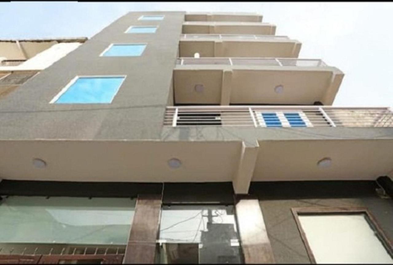 Airport Hotel Golden Bliss Near Delhi Airport Ню Делхи Екстериор снимка