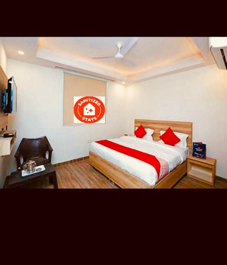 Airport Hotel Golden Bliss Near Delhi Airport Ню Делхи Екстериор снимка